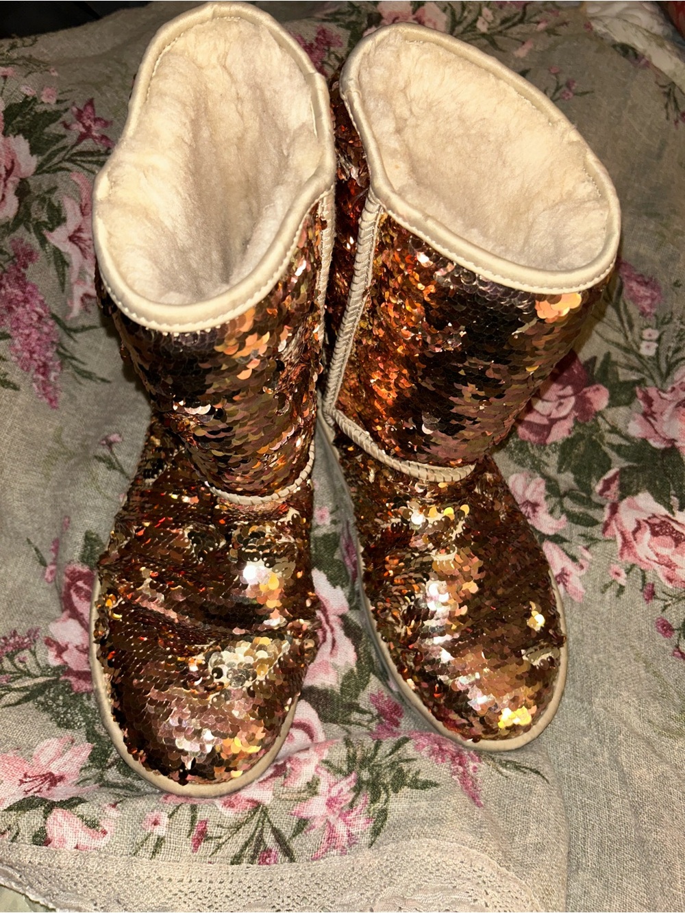 Preloved Ugg Sequin Boots